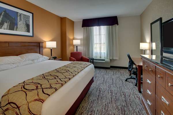  - Drury Inn & Suites Findlay - I-75, Exit 159