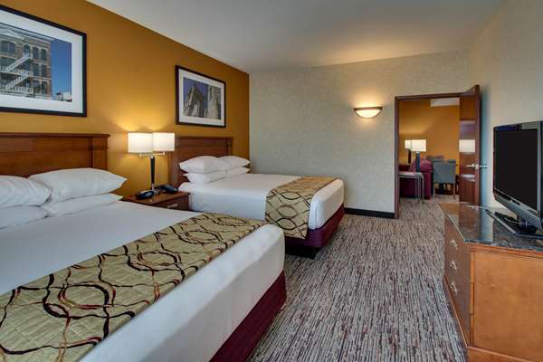  - Drury Inn & Suites Findlay - I-75, Exit 159