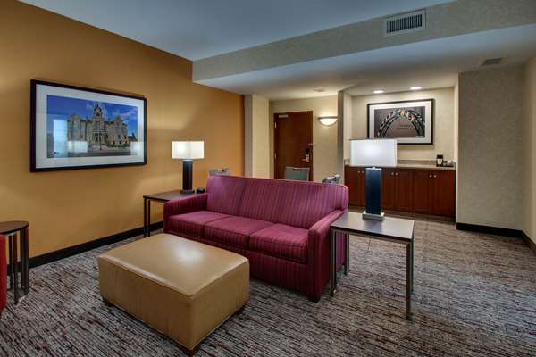  - Drury Inn & Suites Findlay - I-75, Exit 159