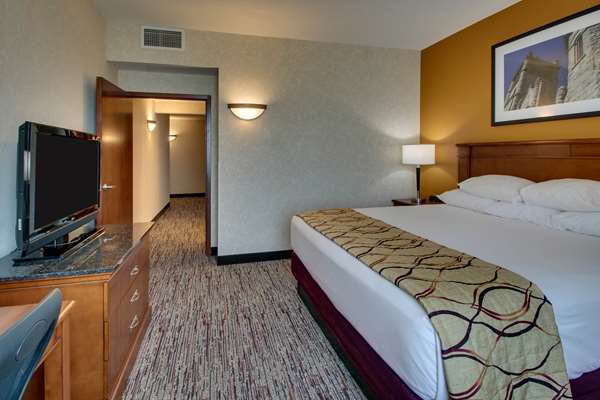  - Drury Inn & Suites Findlay - I-75, Exit 159