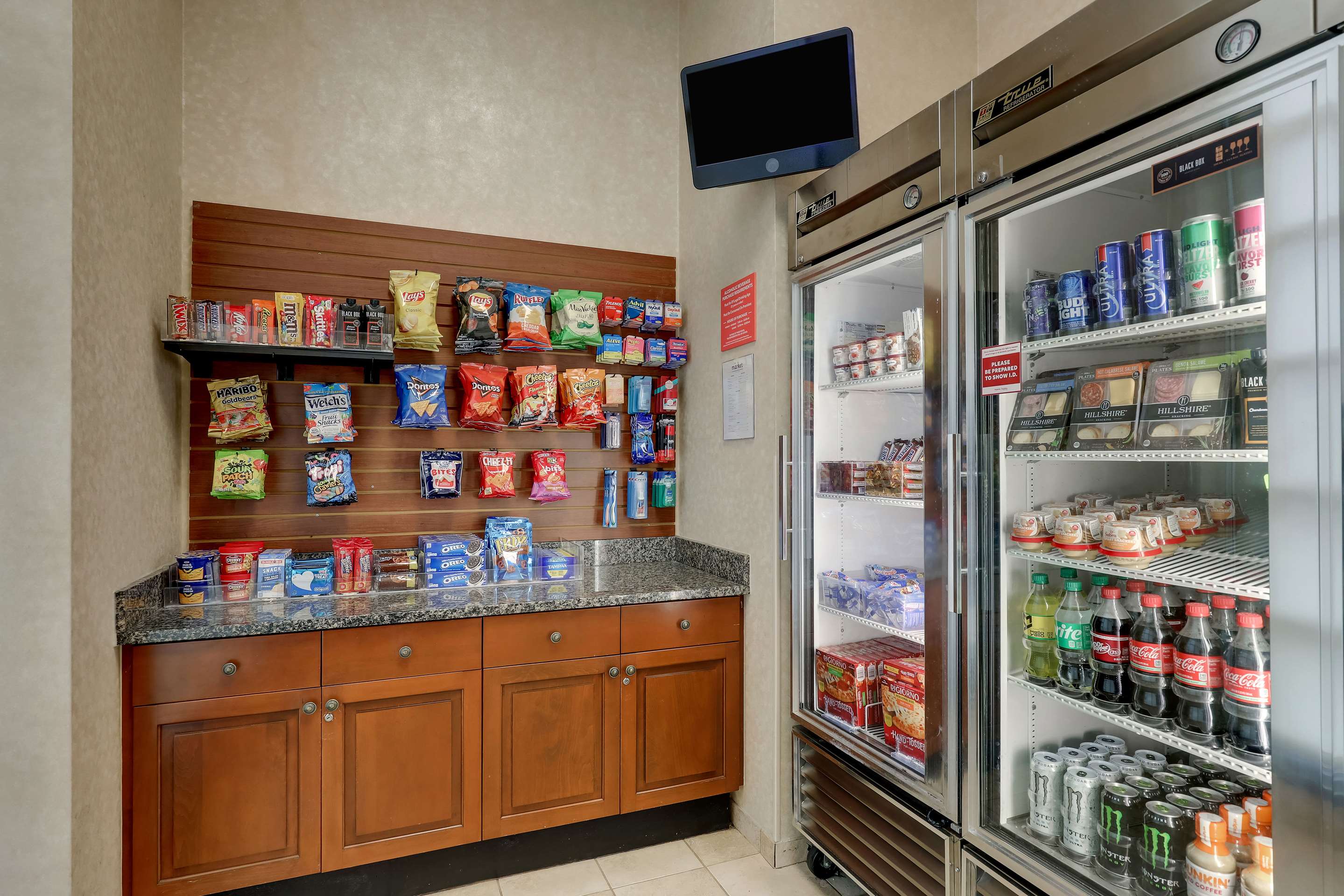 Marketplace | Drury Inn & Suites Charlotte Northlake