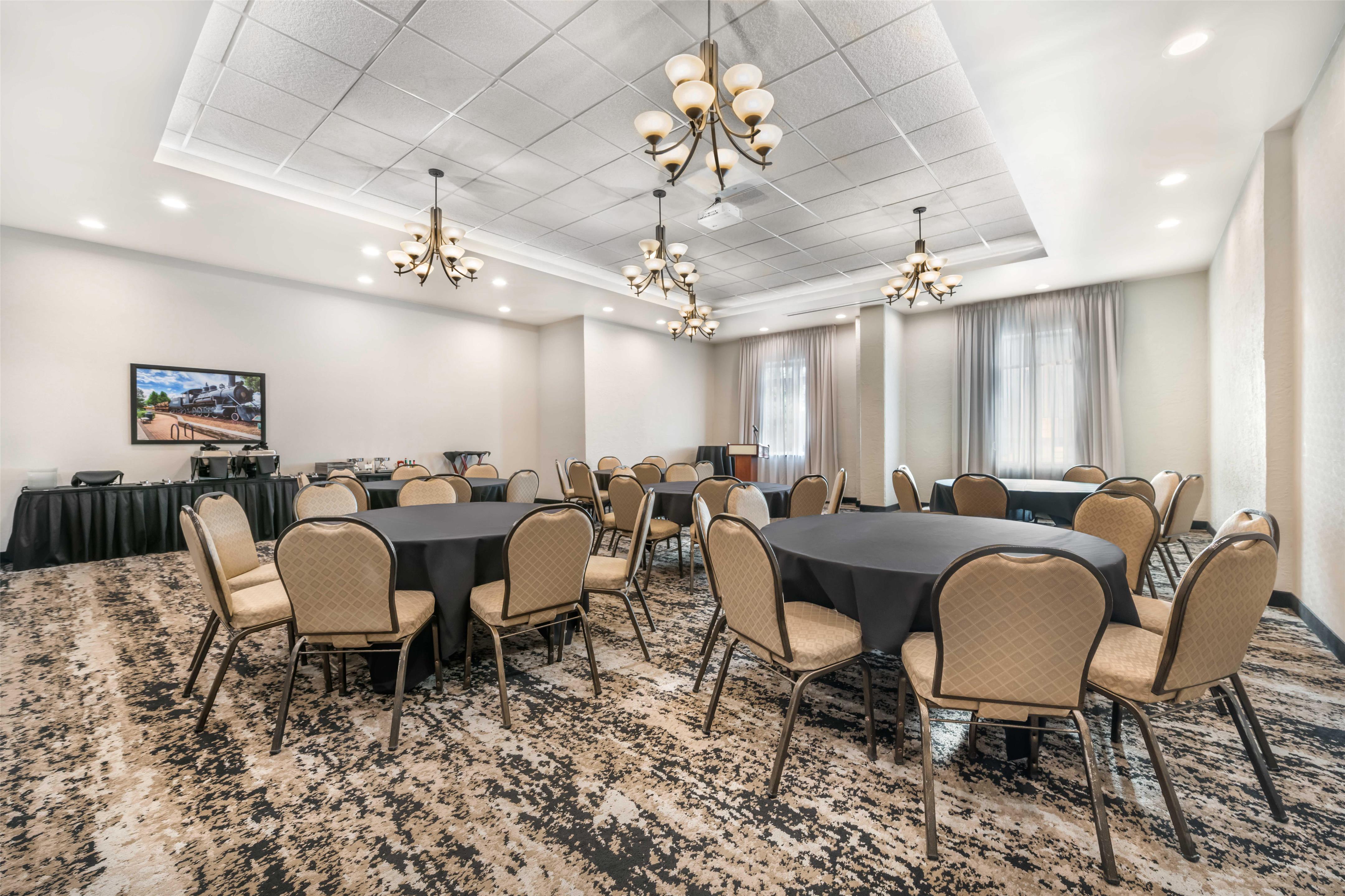 meeting | Drury Inn & Suites Flagstaff