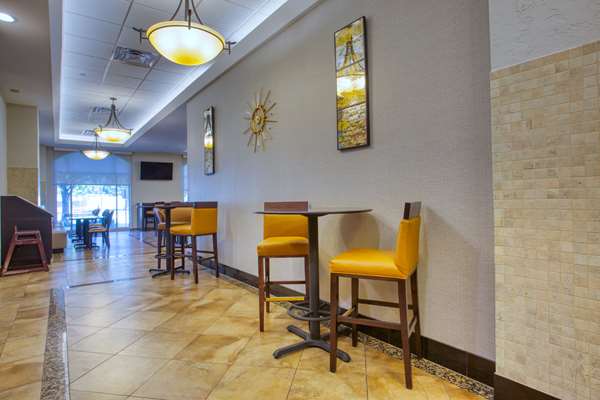 Amenities - Drury Inn & Suites La Cantera Parkway San Antonio - I-10, Exit 556