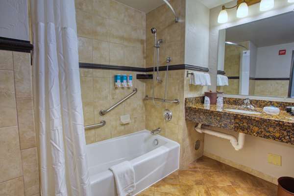 Suite - Drury Inn & Suites La Cantera Parkway San Antonio - I-10, Exit 556