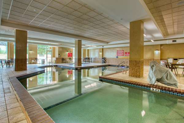 Pool - Drury Inn & Suites La Cantera Parkway San Antonio - I-10, Exit 556