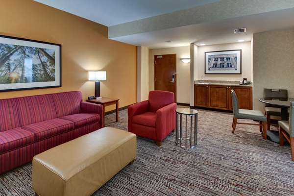  - Drury Inn & Suites Meridian - I-20 & I-59, Exit 154