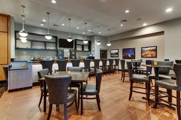 Bar - Drury Inn & Suites Pinnacle Peak Phoenix - I-17, Exit 217