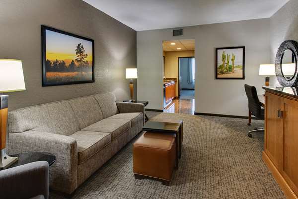  - Drury Inn & Suites Pinnacle Peak Phoenix - I-17, Exit 217