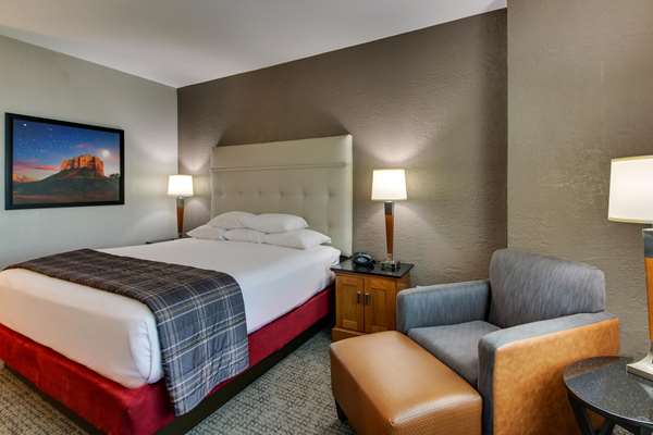  - Drury Inn & Suites Pinnacle Peak Phoenix - I-17, Exit 217