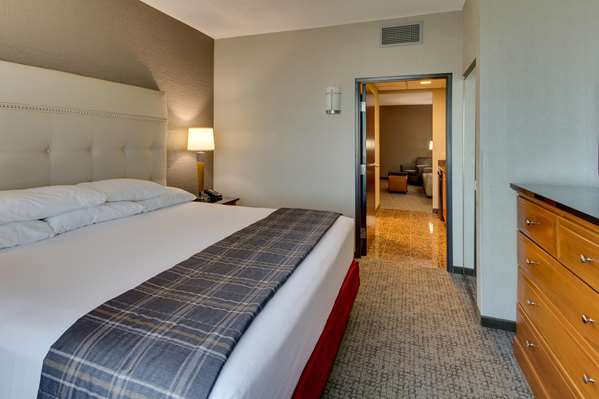  - Drury Inn & Suites Pinnacle Peak Phoenix - I-17, Exit 217