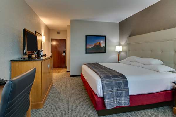  - Drury Inn & Suites Pinnacle Peak Phoenix - I-17, Exit 217