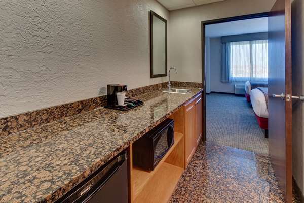  - Drury Inn & Suites Pinnacle Peak Phoenix - I-17, Exit 217