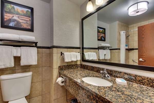  - Drury Inn & Suites Pinnacle Peak Phoenix - I-17, Exit 217