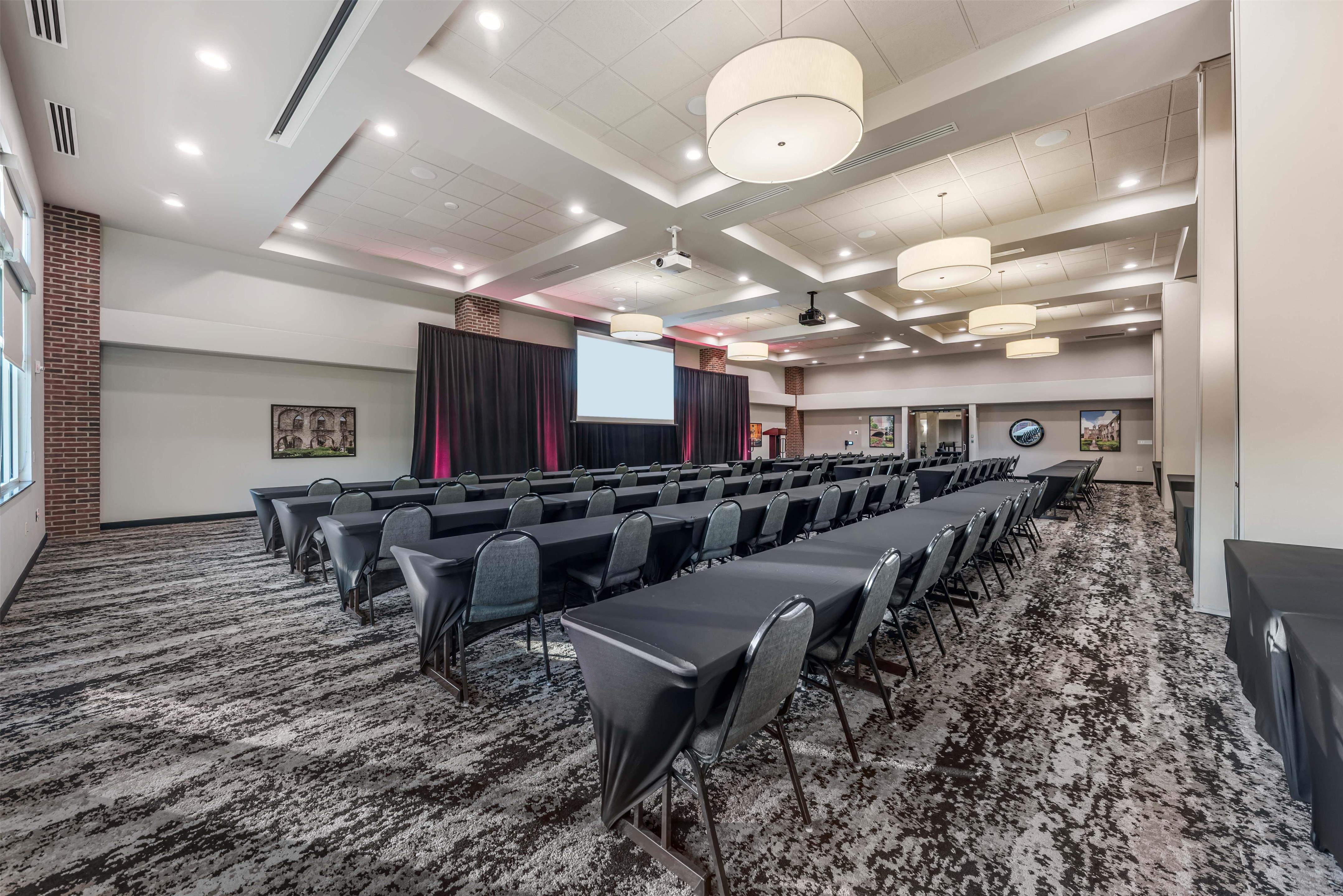 Meeting A | Drury Plaza Hotel San Antonio North Stone Oak