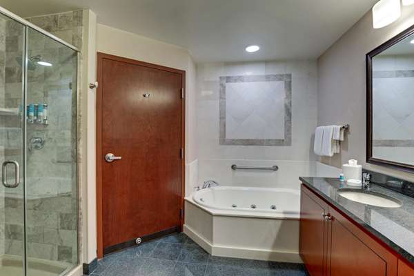  - Drury Plaza Hotel Franklin - I-65, Exit 67