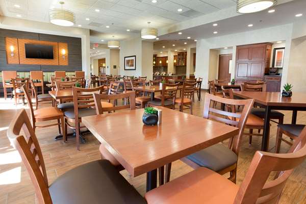 Amenities - Drury Inn & Suites Tempe - I-10, Exit 158