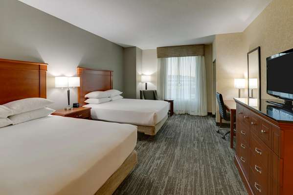  - Drury Inn & Suites Blue Springs - I-70, Exit 17