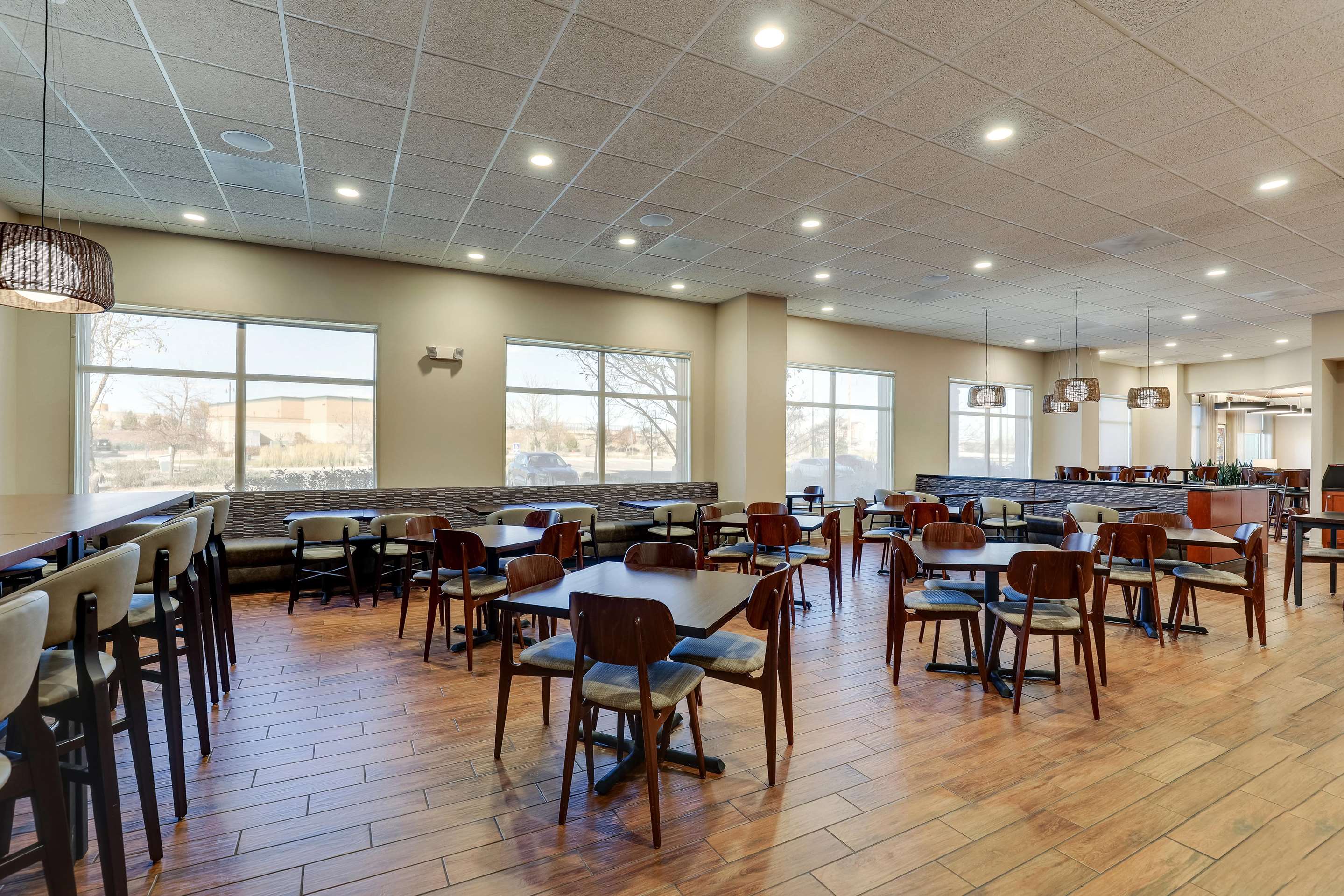 Dining Area | Drury Inn & Suites Denver Westminster