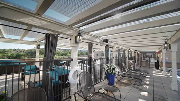 Bar - Drury Plaza Hotel Santa Fe