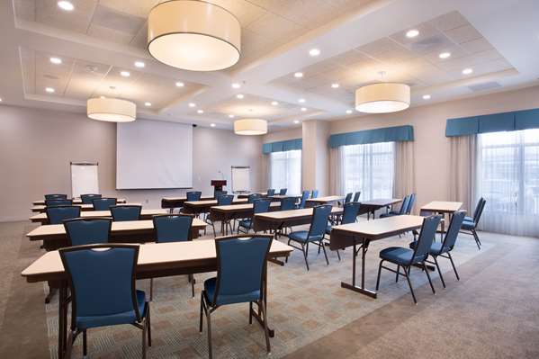  - Drury Inn & Suites Brentwood - I-64, Exit 31B