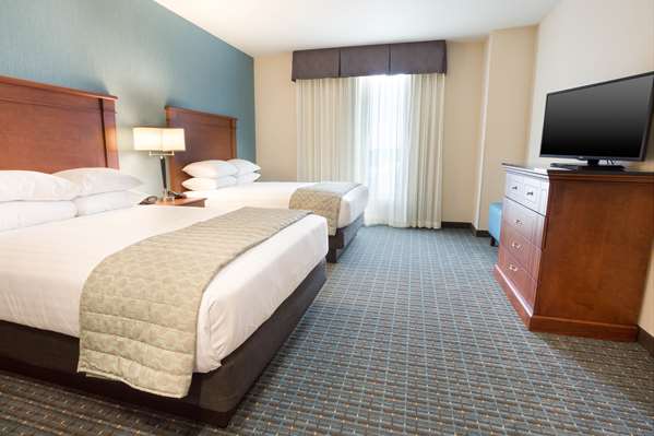  - Drury Inn & Suites Brentwood - I-64, Exit 31B