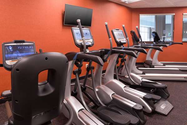 Fitness/ Exercise Room - Drury Inn & Suites Mt Vernon - I-57 & I-64, Exit 95