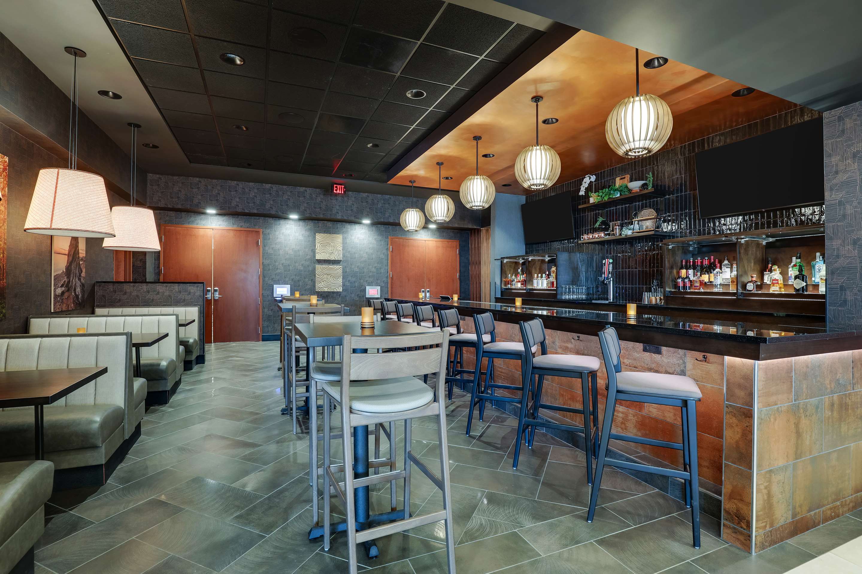 Kitchen Bar