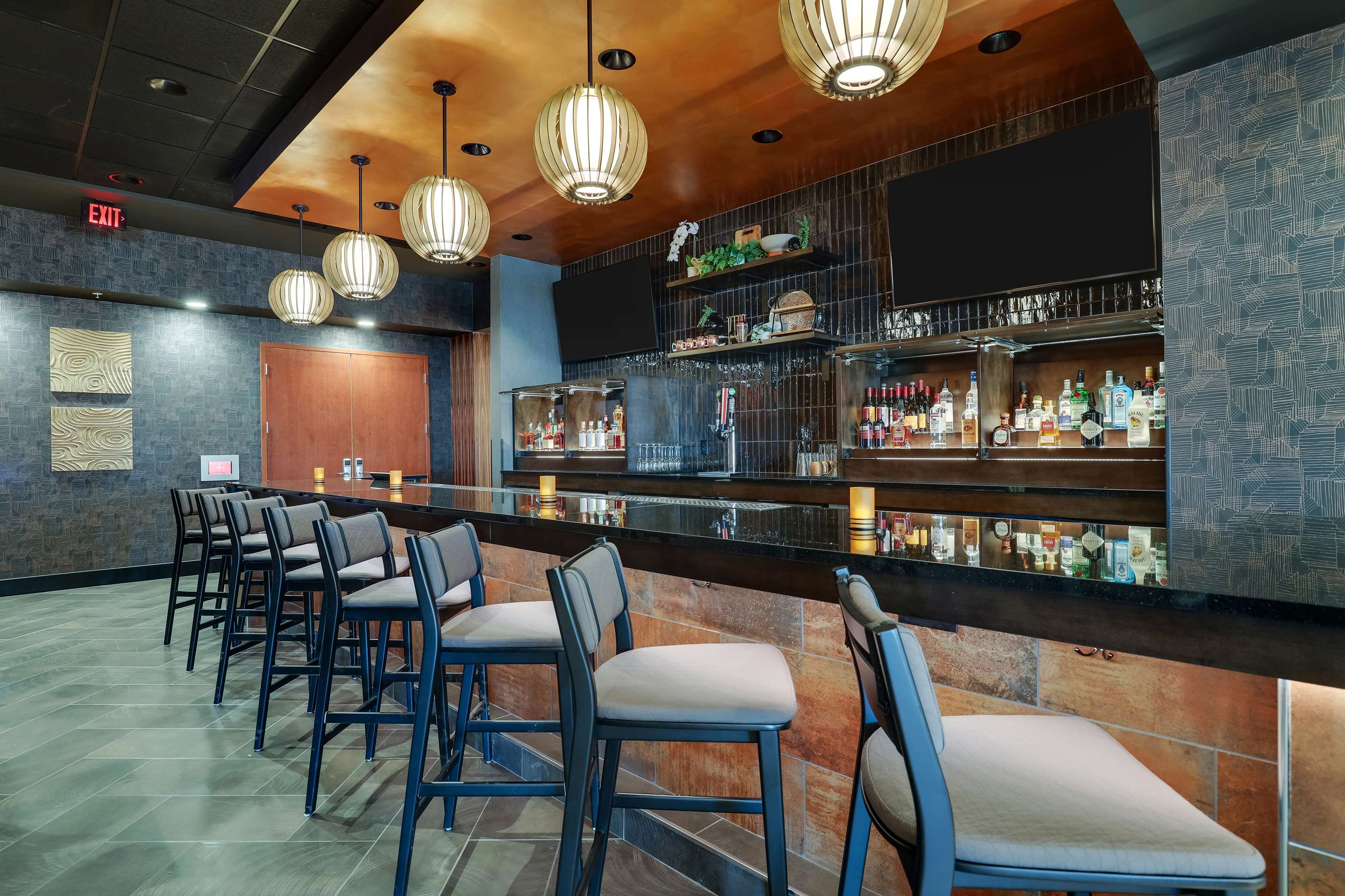 Kitchen Bar