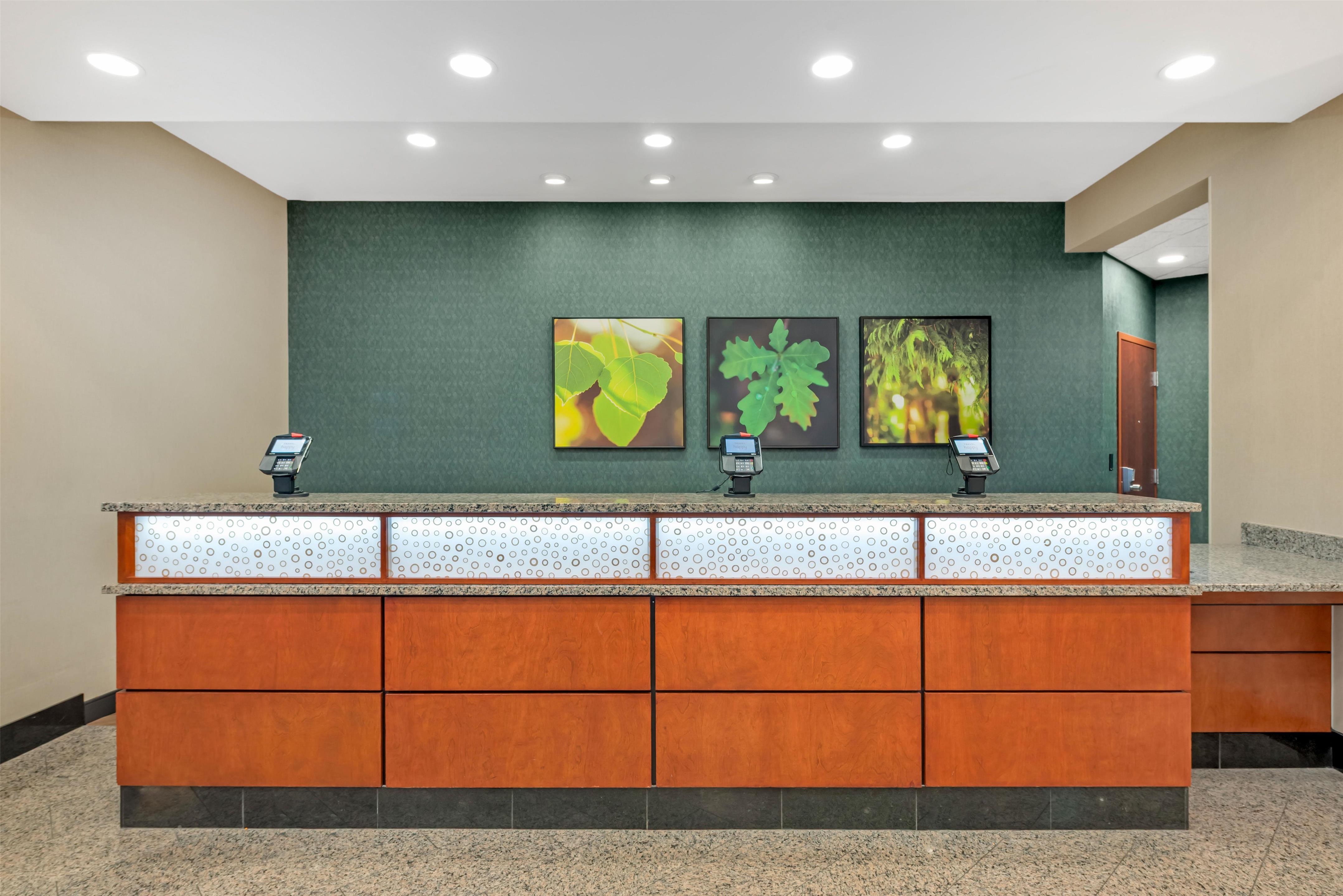 lobby | Drury Inn & Suites Colorado Springs Near the Air Force Academy