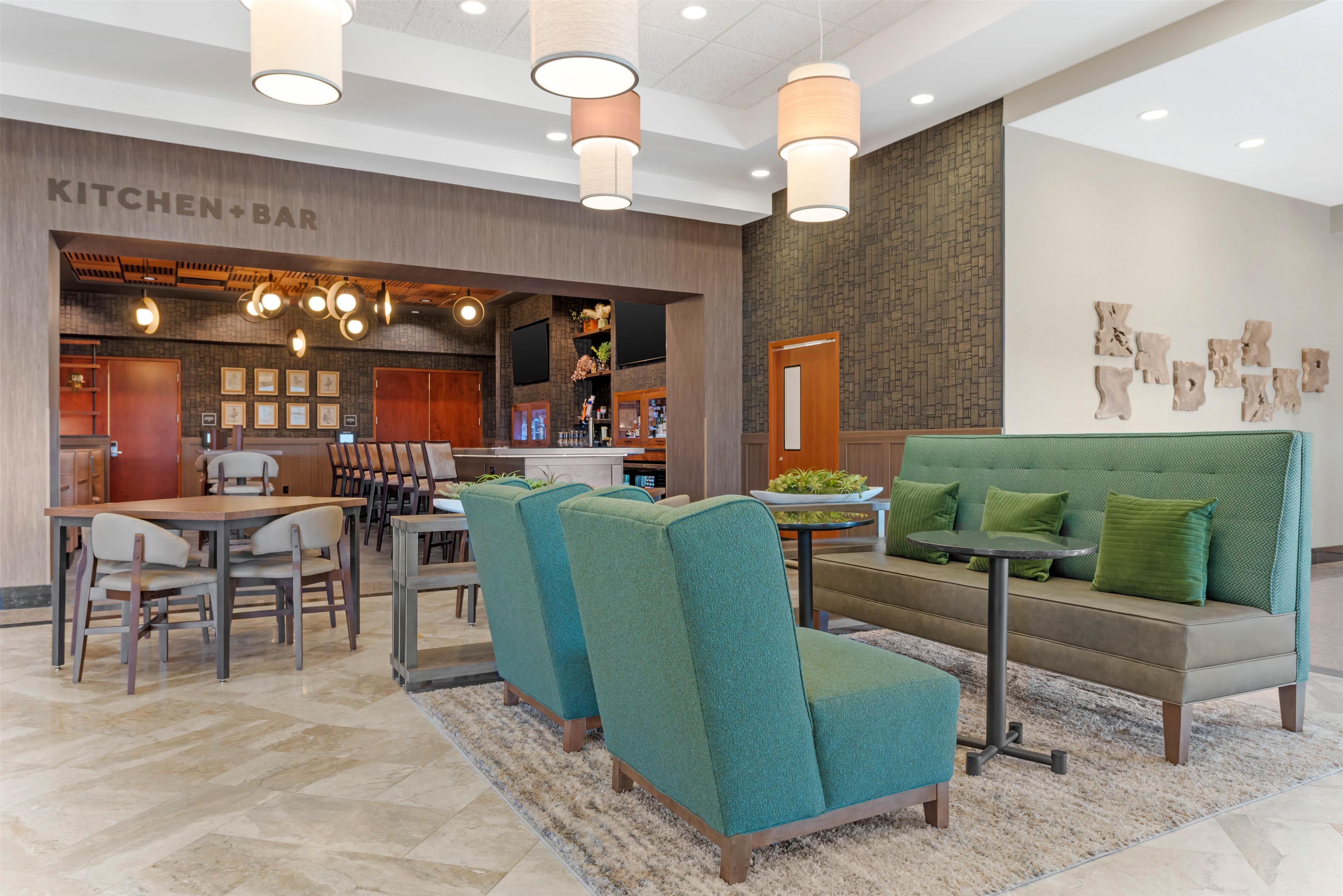 lobby | Drury Inn & Suites Colorado Springs Near the Air Force Academy