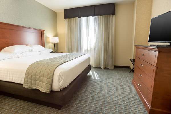  - Drury Inn & Suites Grand Rapids