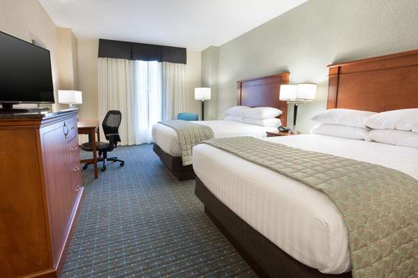  - Drury Inn & Suites Grand Rapids