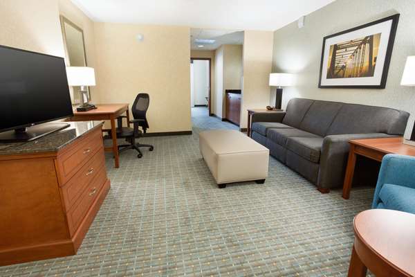  - Drury Inn & Suites Grand Rapids