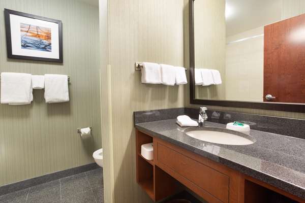  - Drury Inn & Suites Grand Rapids