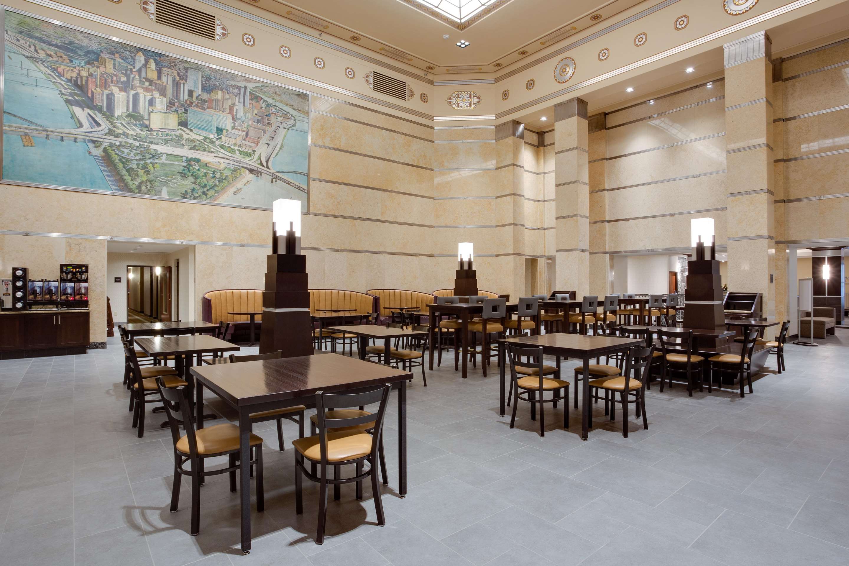 dining mural | Drury Plaza Hotel Pittsburgh Downtown