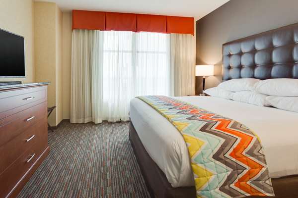  - Drury Inn & Suites Ft Myers - I-75, Exit 128