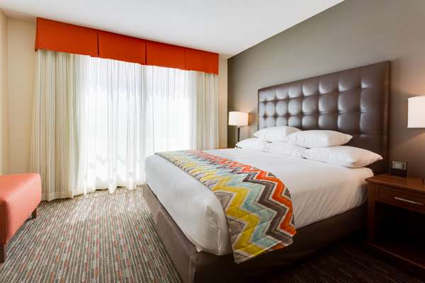  - Drury Inn & Suites Ft Myers - I-75, Exit 128