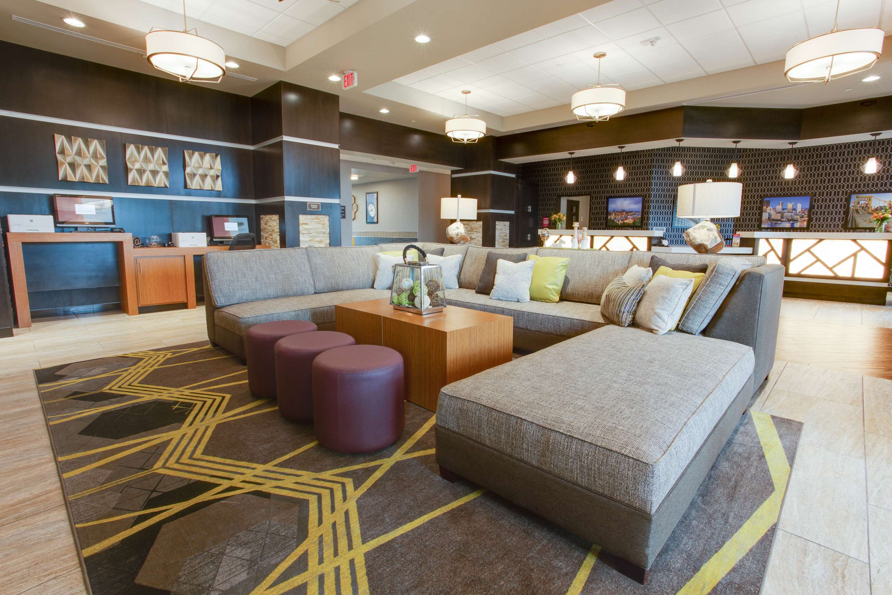 lobby | Drury Inn & Suites Pittsburgh Airport Settlers Ridge