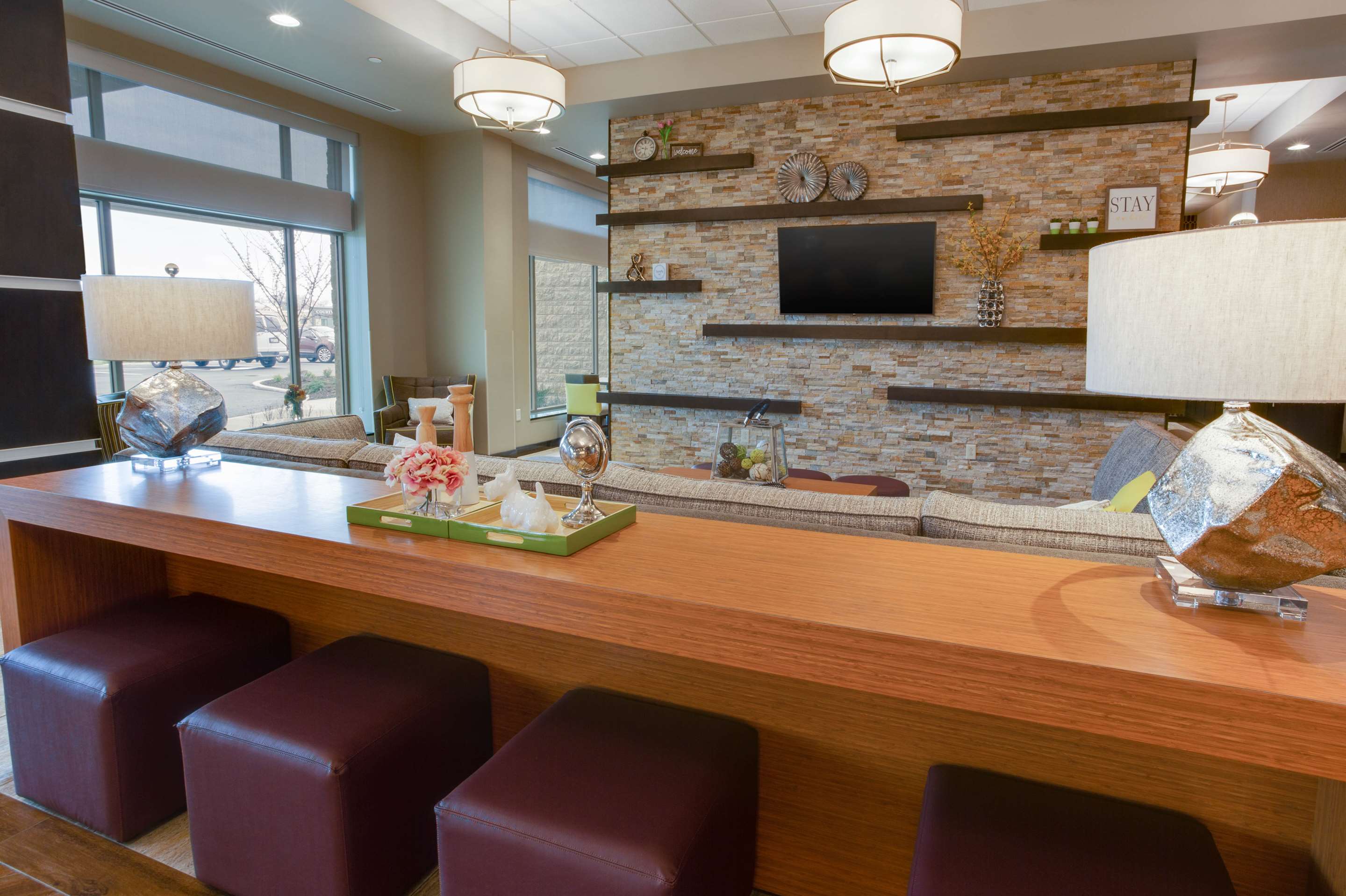 lobby | Drury Inn & Suites Pittsburgh Airport Settlers Ridge