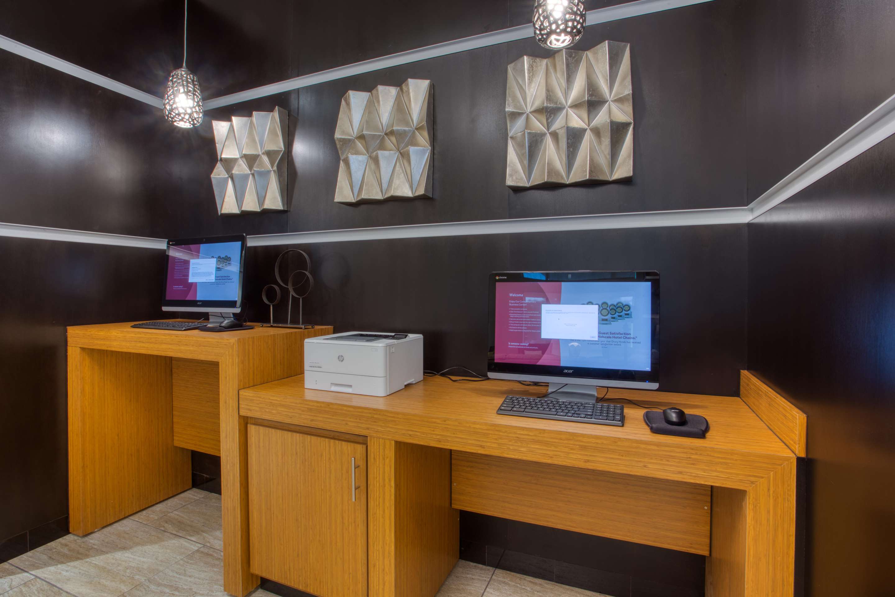 business | Drury Inn & Suites Huntsville Space & Rocket Center