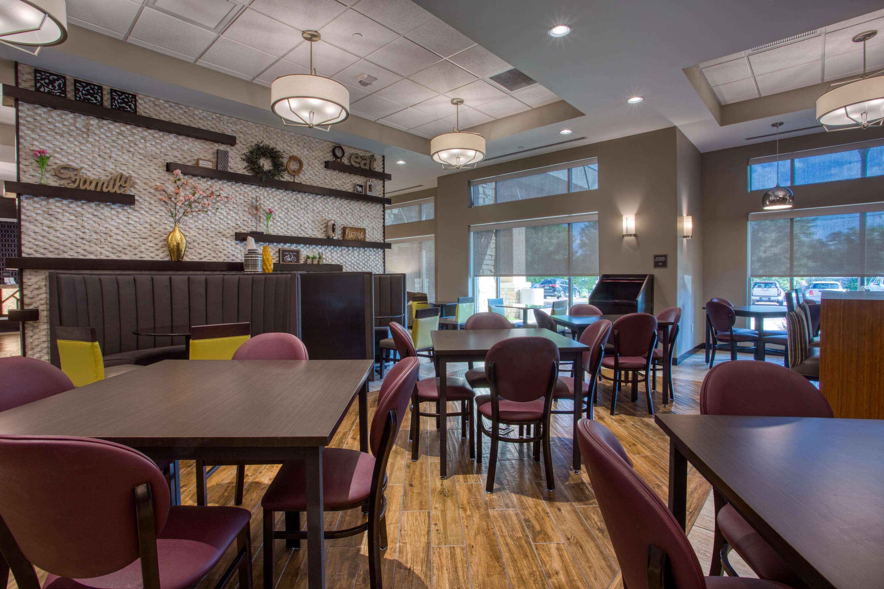 dining | Drury Inn & Suites Huntsville Space & Rocket Center
