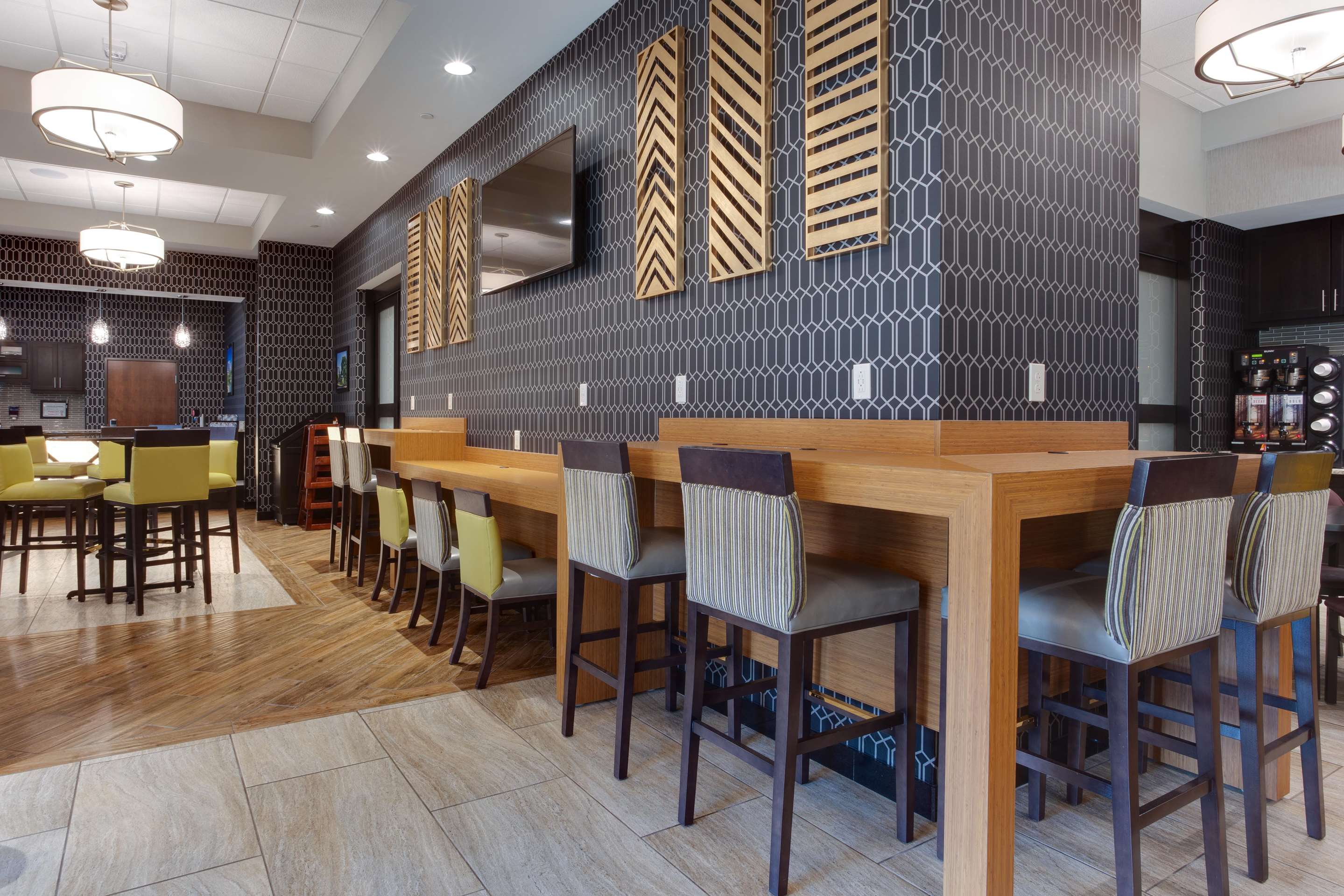 dining | Drury Inn & Suites Huntsville Space & Rocket Center