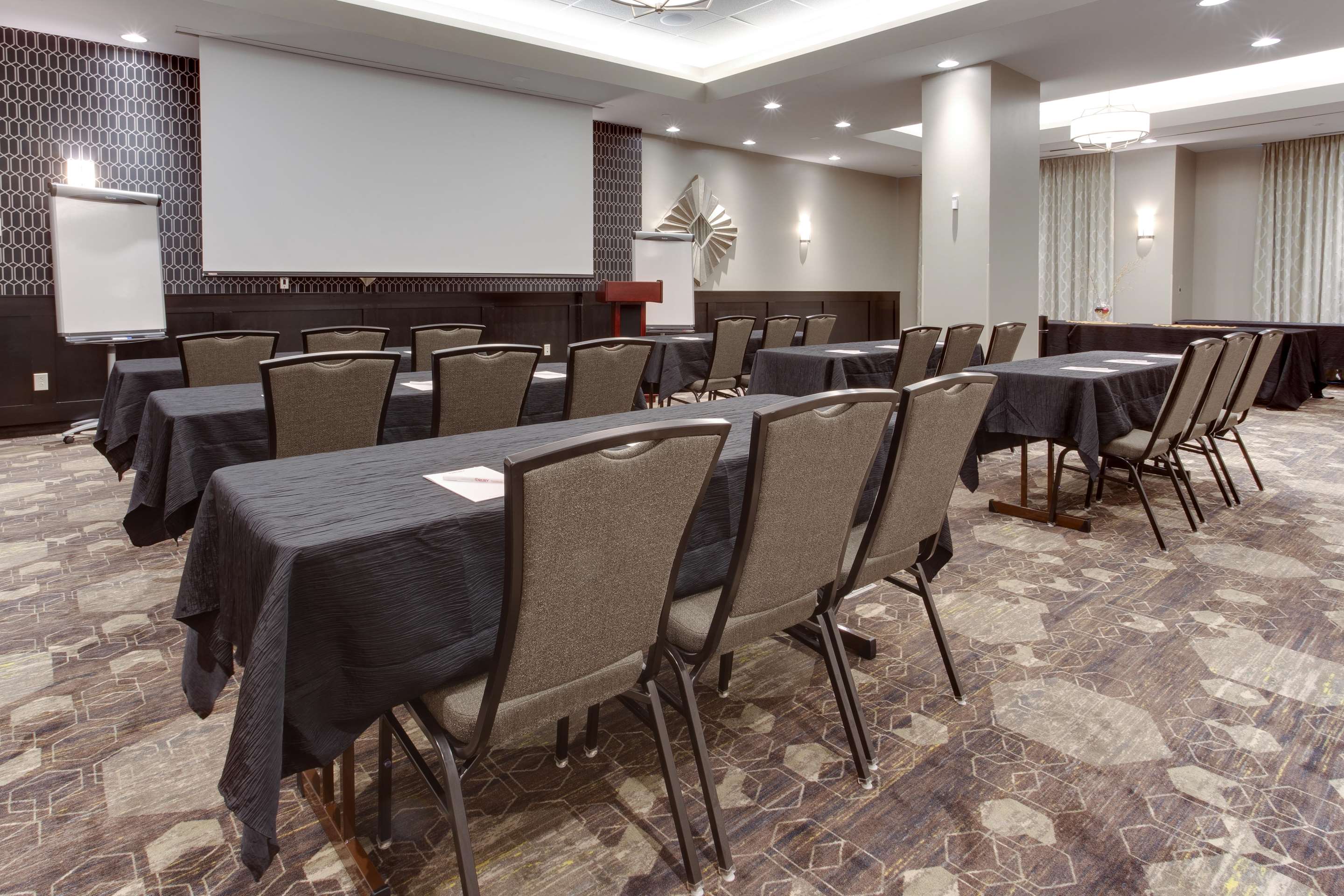 Meeting Space b | Drury Inn & Suites Huntsville Space & Rocket Center