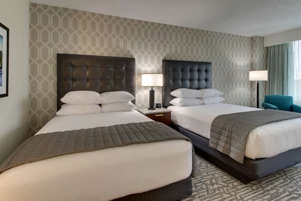  - Drury Plaza Hotel Richmond - I-64, Exit 178