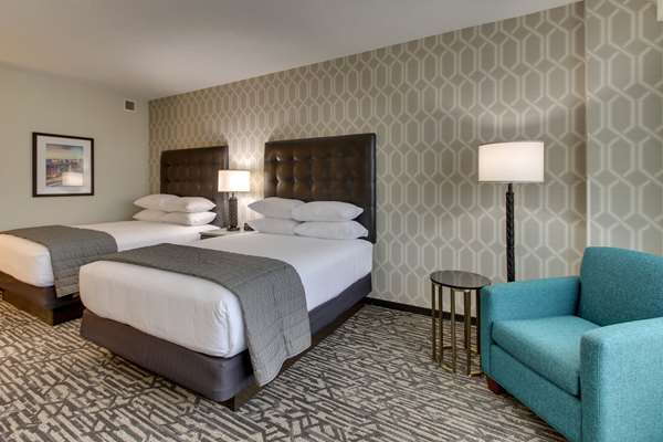  - Drury Plaza Hotel Richmond - I-64, Exit 178