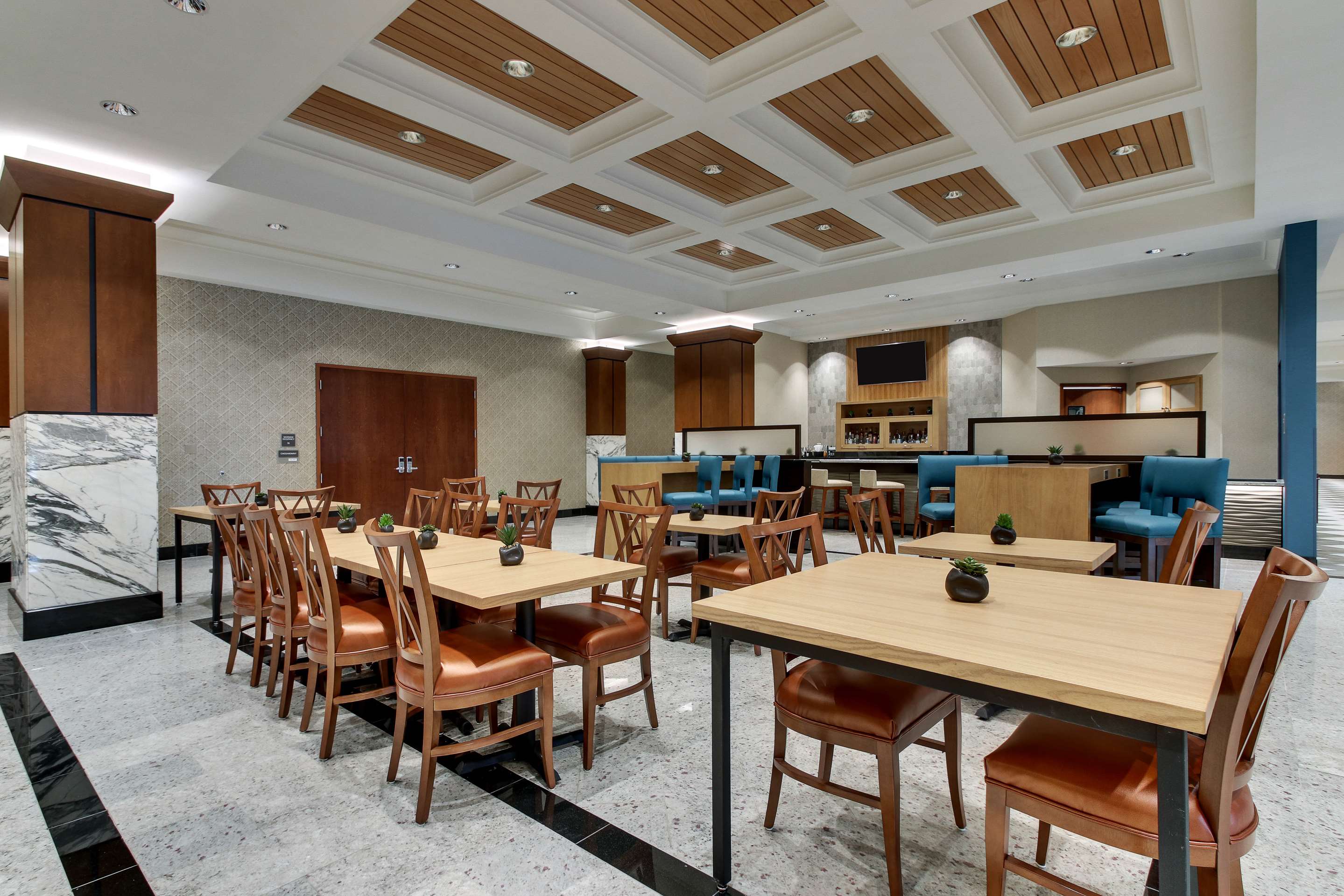 Lobby | Drury Plaza Hotel Richmond
