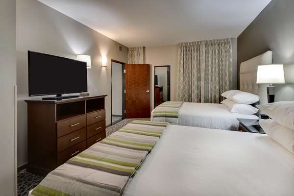 Suite - Drury Plaza Hotel Downtown Milwaukee - I-794, Exit 1E