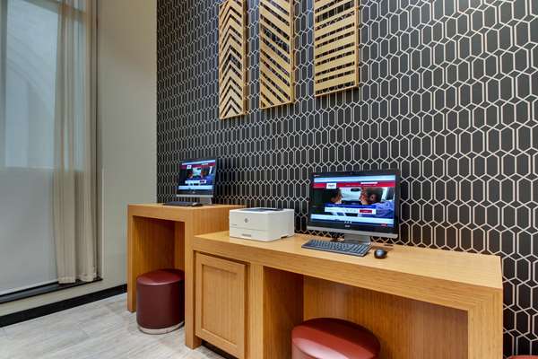 Conference Area - Drury Plaza Hotel Downtown Milwaukee - I-794, Exit 1E