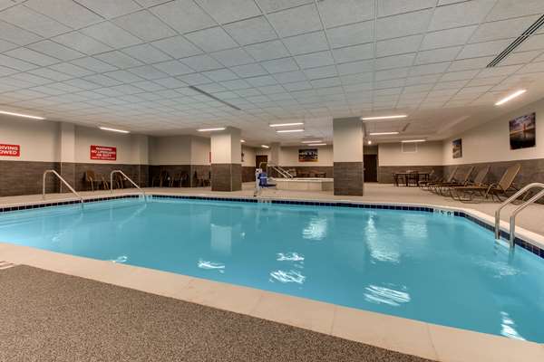 Pool - Drury Plaza Hotel Downtown Milwaukee - I-794, Exit 1E