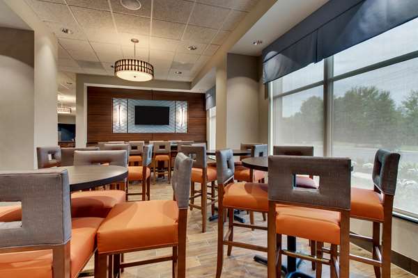 Amenities - Drury Inn & Suites West Knoxville - I-40 & I-75, Exit 378